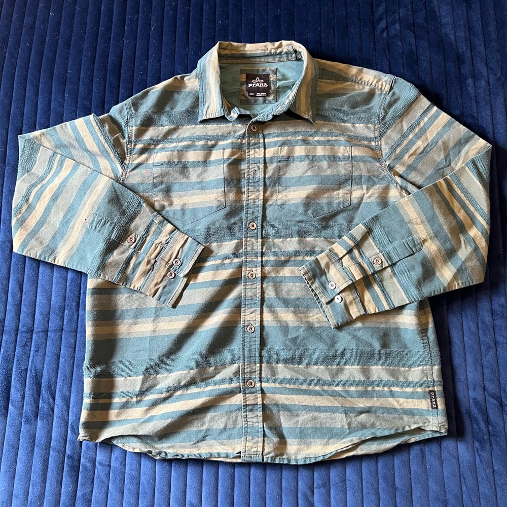 Prana Men's Casual Button-Down Striped Shirt in Teal and Cream